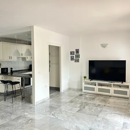 2 Bedroom In Cristianos K210 * ロスクリスティアーノス