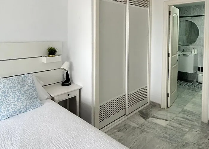 2 Bedroom In Cristianos K210 * Los Cristianos (Tenerife)